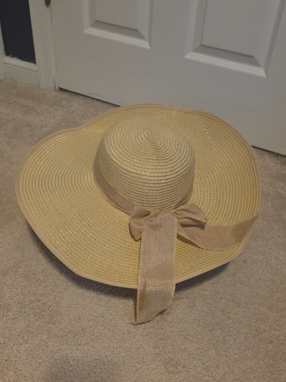 Foldable Large Brim Straw Sun Hat Women's Floppy Bow Beach Hat for Summer